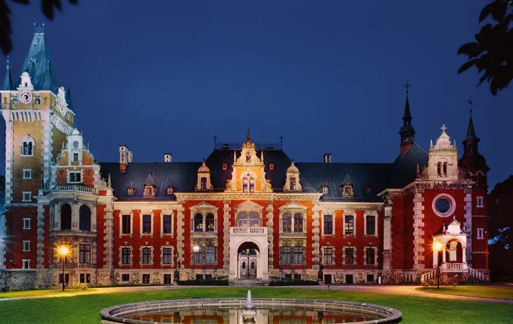 Atrakcje Pławniowic - Pałac, jezioro i gotowy plan zwiedzania