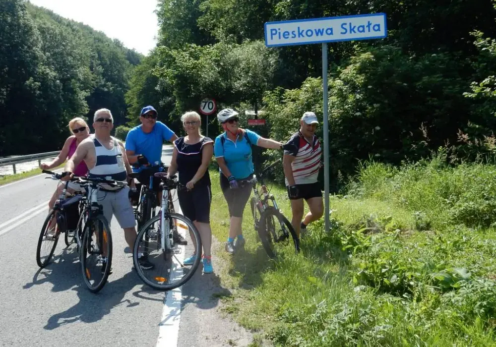 Najlepsze trasy rowerowe w Ojcowie – odkryj malownicze ścieżki
