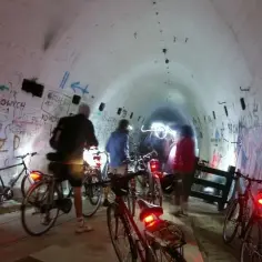 Podziemna trasa rowerowa: nietypowe atrakcje i praktyczne porady dla rowerzystów