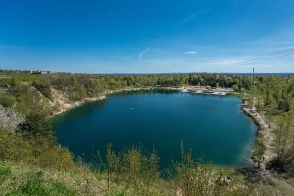 Polski Balaton w Trzebini - co czeka nad turkusową wodą?