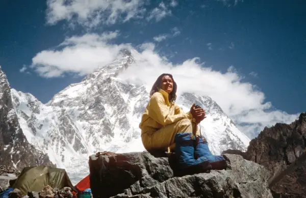 Kto zdobył Mount Everest? Prawdziwa historia i lekcje dla gór